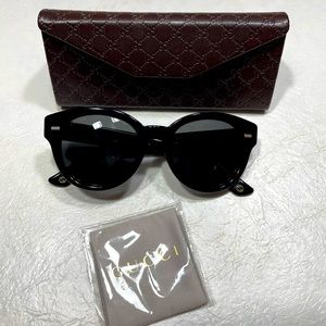 Gucci Wayfarer tinted sunglasses